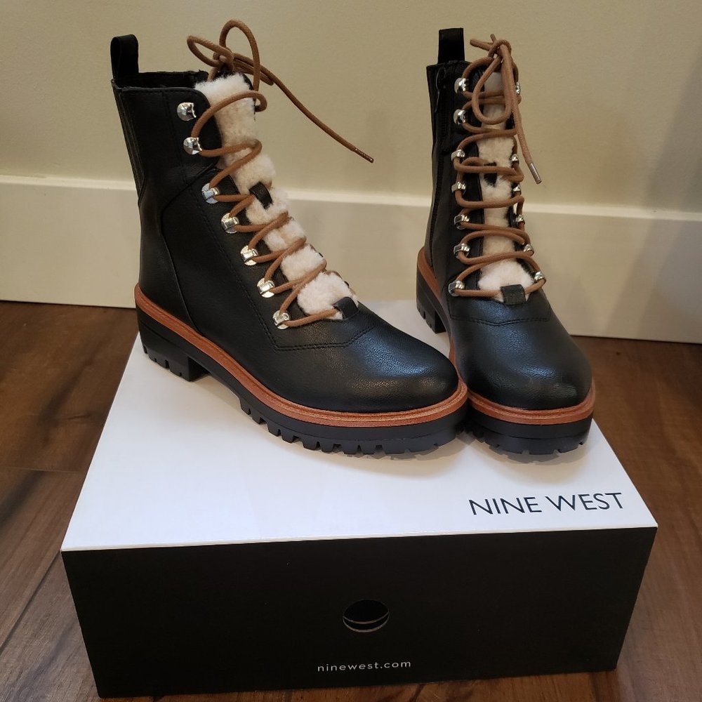 NWT Nine West lace up combat booties sz 6.5
